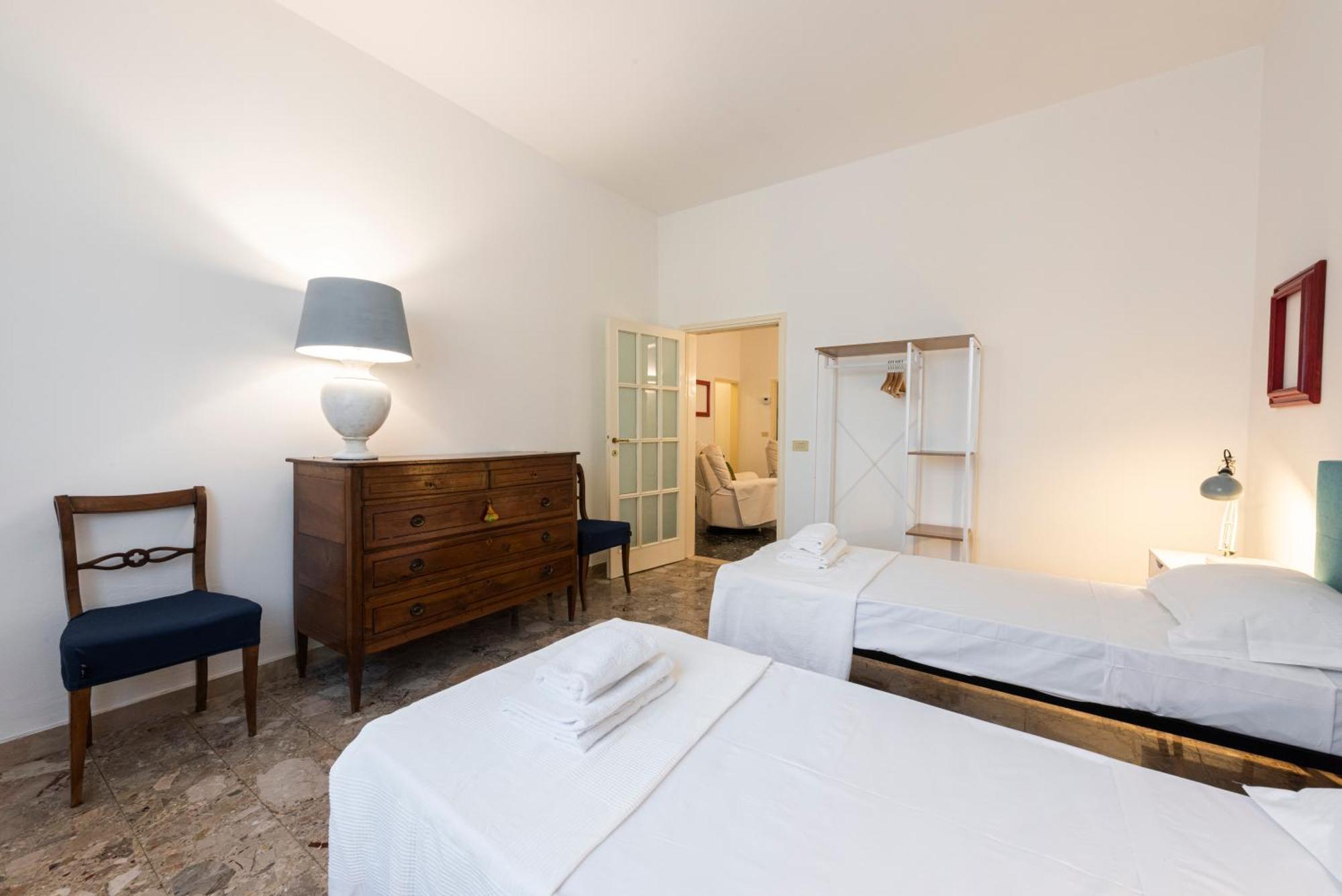 Wifi Ac & 2 Bathrooms Verrazzano Bridge Apartment Florence Ngoại thất bức ảnh